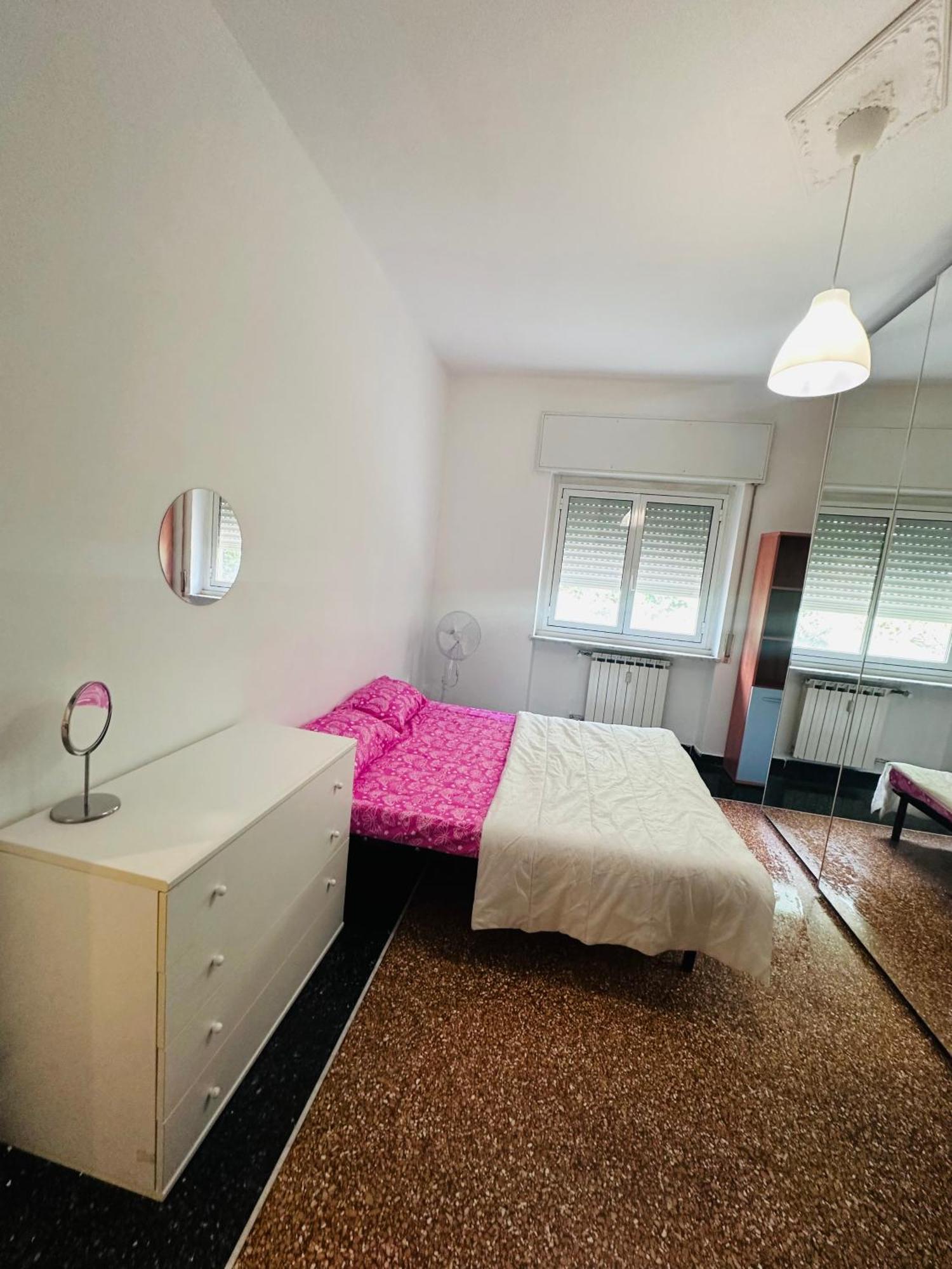 Entire 3 Bed Rooms Apartment,Centrum Genova Exterior foto