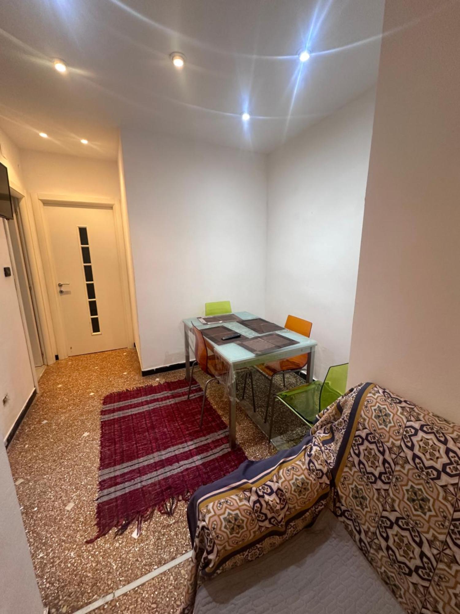Entire 3 Bed Rooms Apartment,Centrum Genova Exterior foto